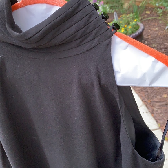 Ralph Lauren pleated turtleneck/side zipper/vent - Picture 14 of 14